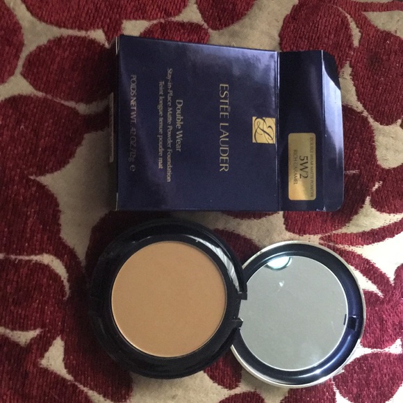 ESTEE LAUDER , Double wear powder foundation - Picture 3 of 3